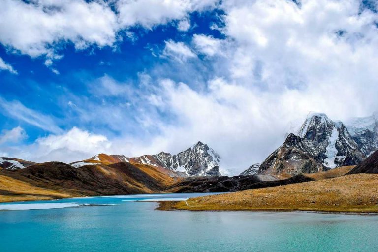 Gurudongmar_Lake-768x512