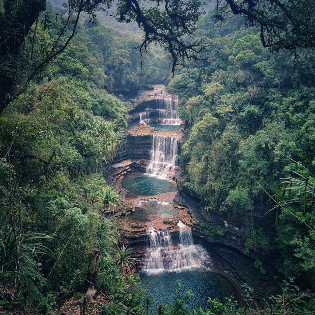 Wei Sawdong waterfalls in Sohra desi nomadz