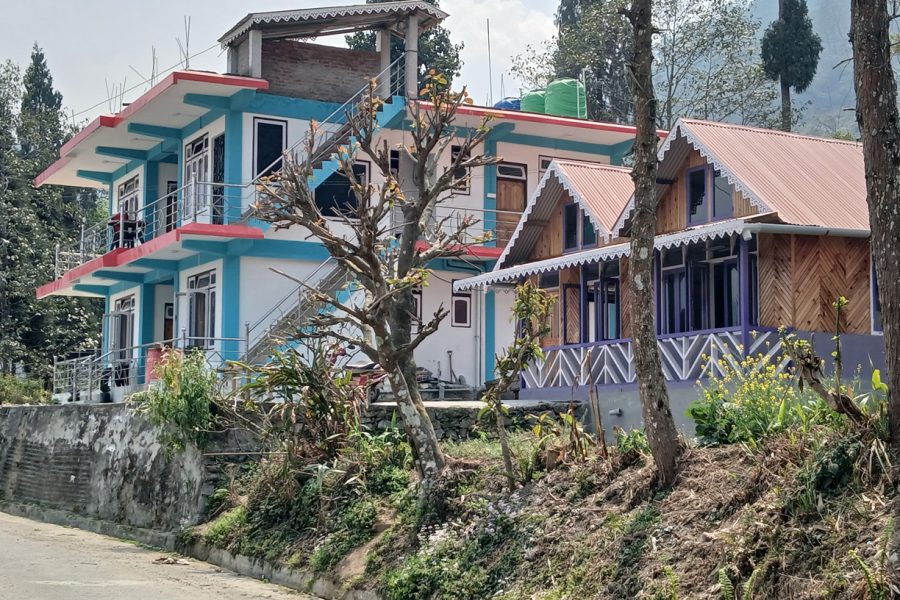 Mayas Tibetan Villa Desinomadz